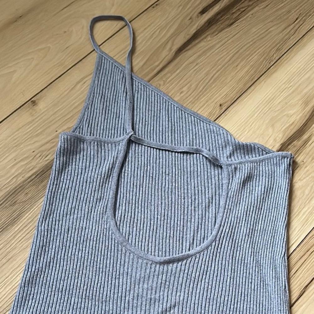 Blue Asymmetrical Ribbed Camisole - Picture 4 of 6